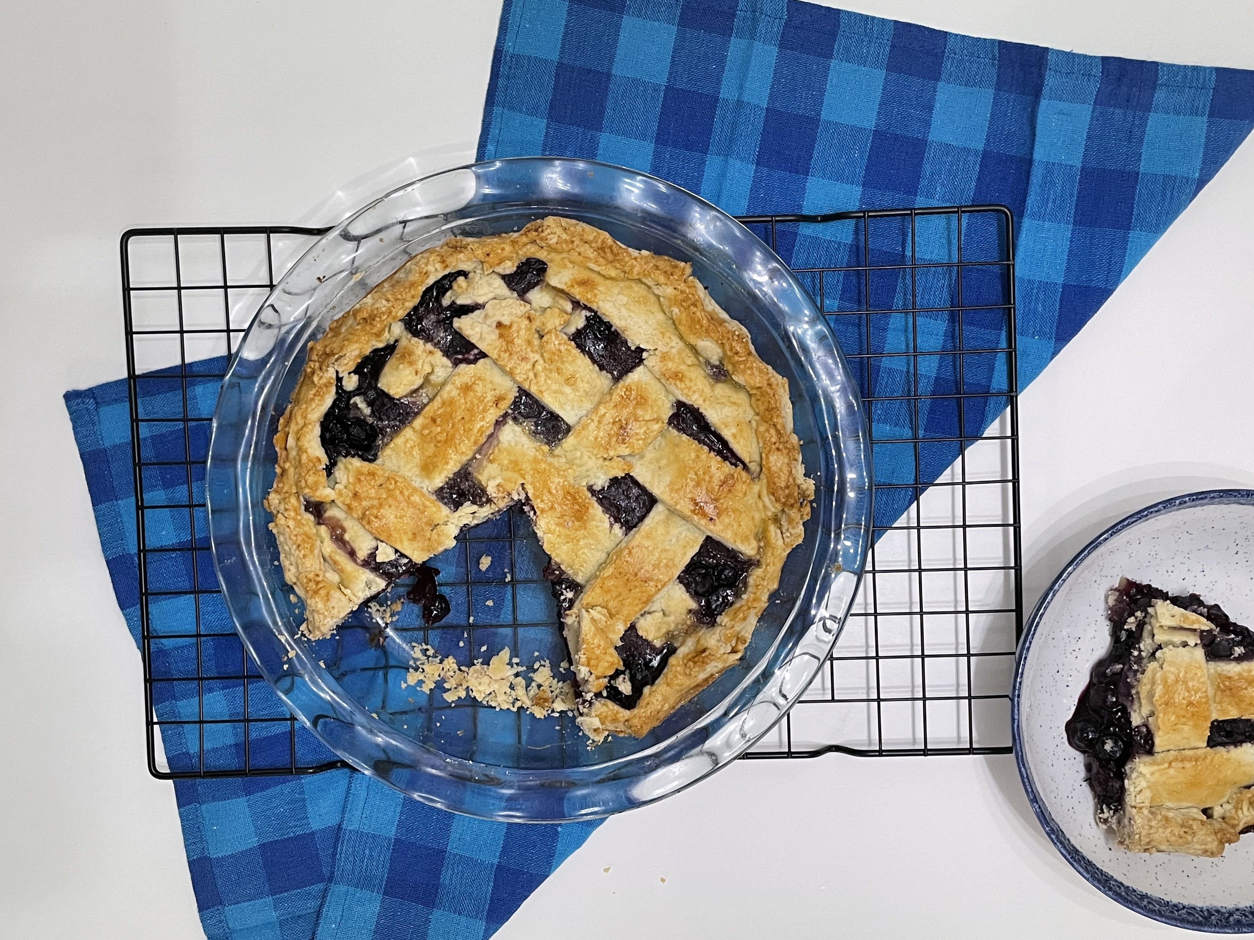 Blueberry pie with flaky crust